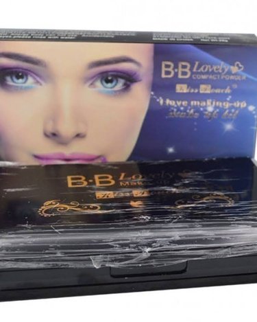 Palette de maquillage B-B Lovely