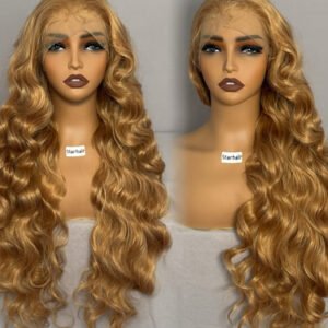 Perruque blonde ondulée