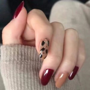 Faux ongles élégant